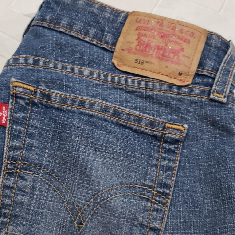 Levi's Bootcut - Picture 2 of 4